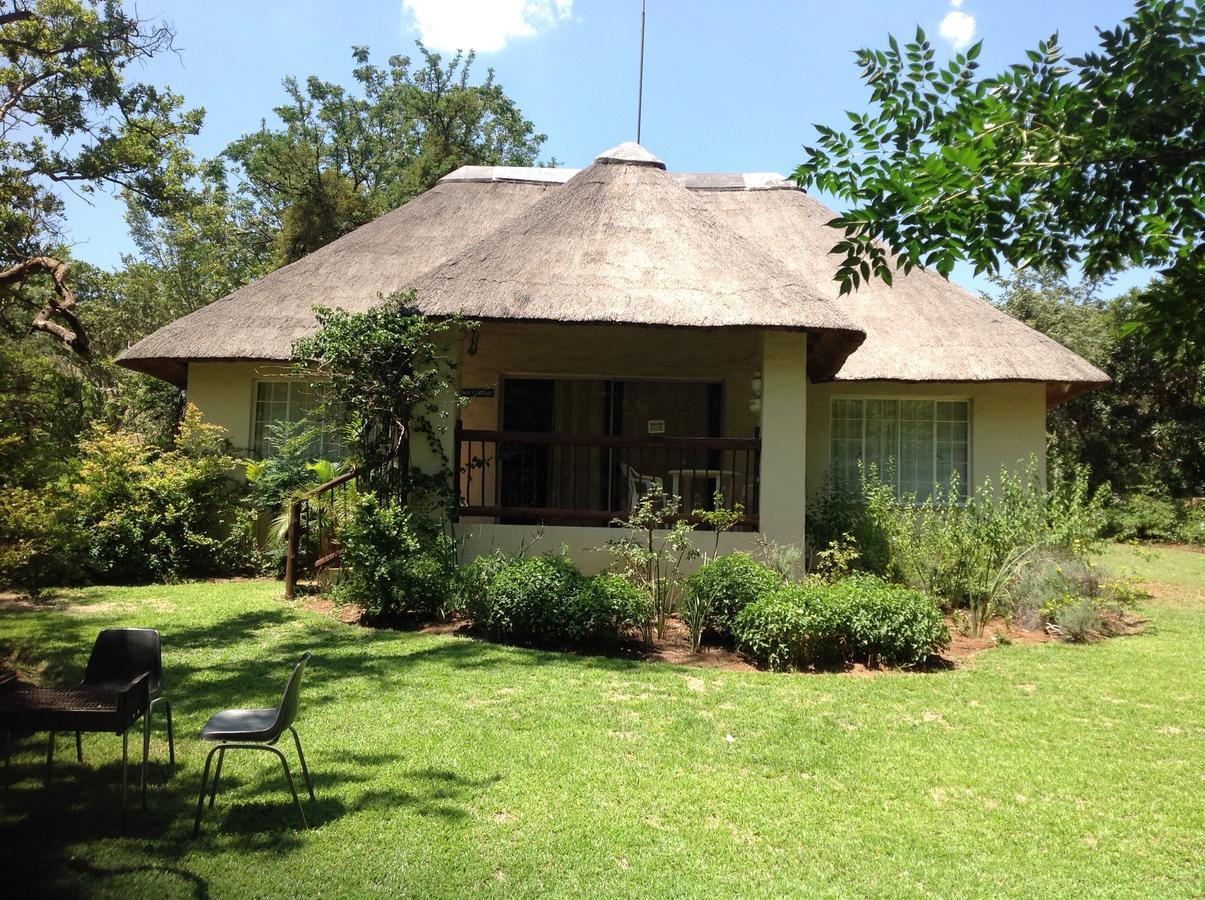 The Nutbush Boma Lodge Hekpoort Exterior foto