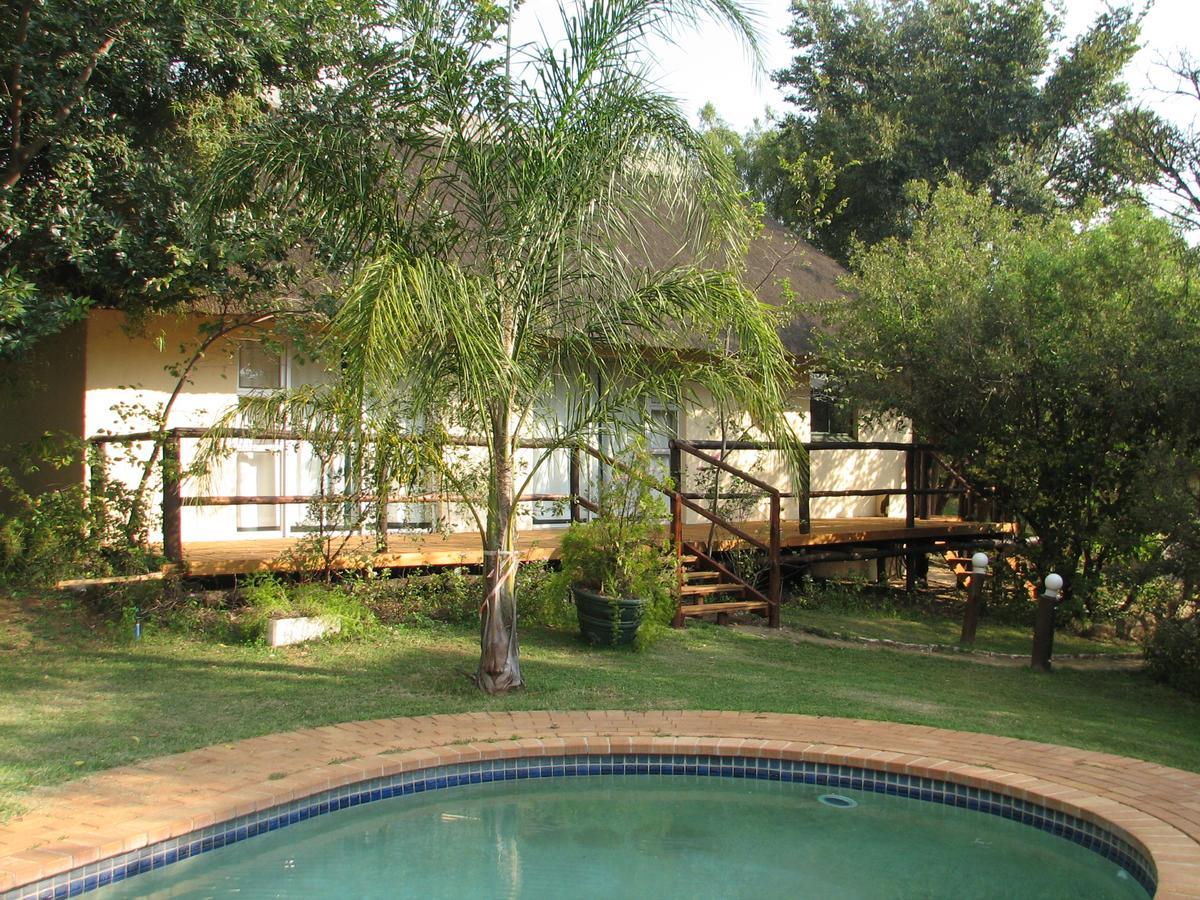 The Nutbush Boma Lodge Hekpoort Exterior foto